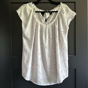 Ladies short sleeve blouse